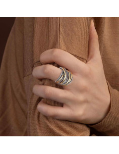 Anillo de declaración Mytys oro y plata diseño entrelazado 2