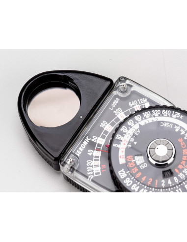 Medidor de Luz Analógico Sekonic L-398A Studio Deluxe III