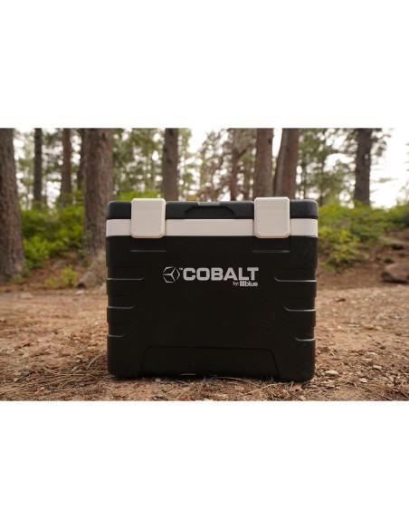 Enfriador de Hielo Blue Coolers 37Q Cobalto Negro 5.26kg