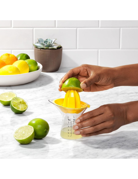 Extractor de Jugo de Cítricos OXO Good Grips 75ml Amarillo