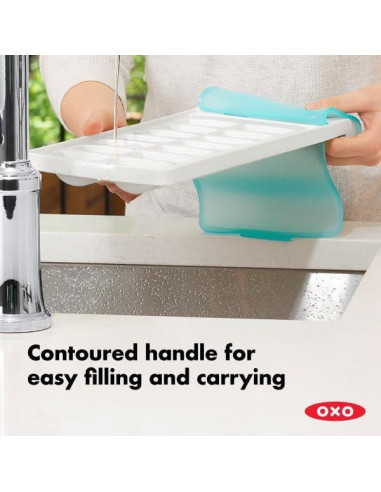 Bandeja de Hielo OXO Good Grips con Tapa de Silicona