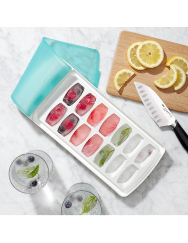 Bandeja de Hielo OXO Good Grips con Tapa de Silicona