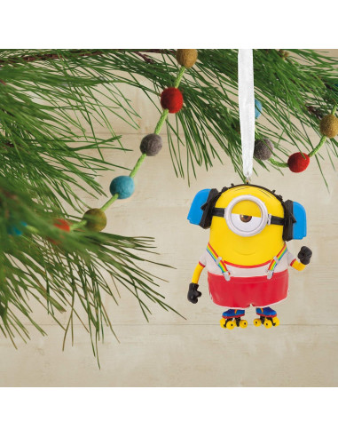 Adorno Navideño Hallmark Minions Stuart Patinando 6.07cm