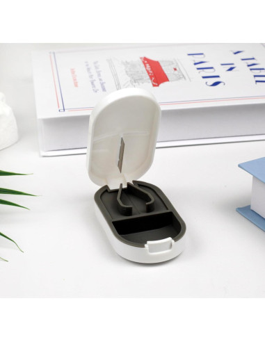 Cortador y Organizador de Pastillas Zoolinn 2 en 1 - Portátil