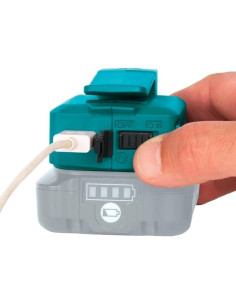 Fuente de Poder Inalámbrica Makita ADP06 12V CXT USB 2