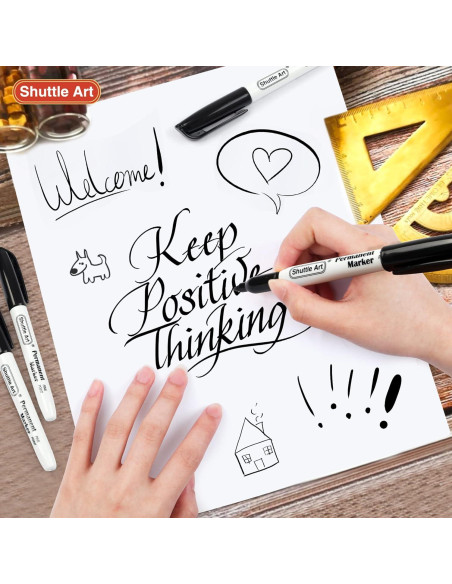 Paquete de 100 Marcadores Permanentes Negros Shuttle Art 0.7mm