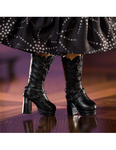 Muñeca Barbie Mujeres Inspiradoras Anna Sui Boho Chic