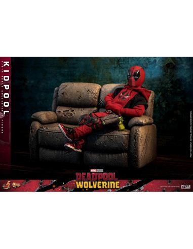 Figura de acción Kidpool Hot Toys 1/6 Marvel Comics
