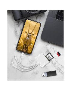 Lector de Tarjetas SD 3 en 1 BKYMPR para iPhone iPad Mac 2