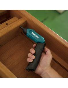 Destornillador Hexagonal 3.6V Makita DF001DW con 81 Puntas 2