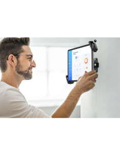 Soporte de Pared para Tabletas CTA - Universal 8 a 32.8 cm 2