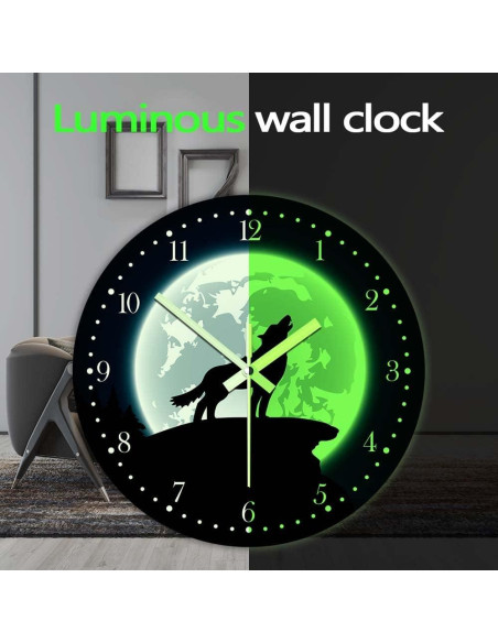 Reloj de Pared Lobo Brillante en la Oscuridad 30 cm The Geeky Days
