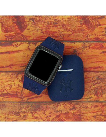 Combo Grabado Game Time Yankees para Apple Watch y AirPods