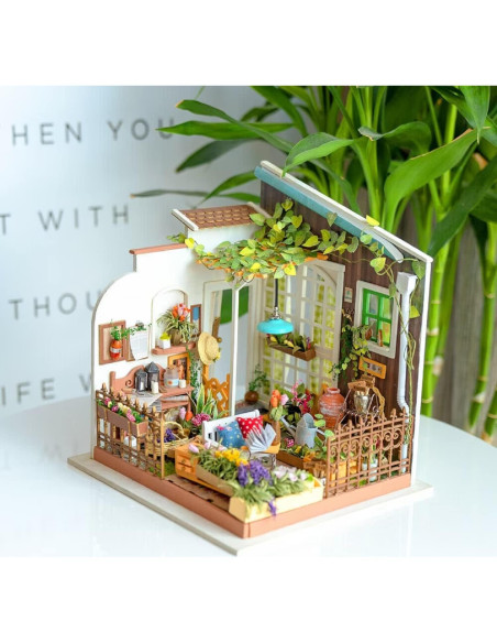 Kit Casa Miniatura Rolife Jardín de Miller 19.5x18.3x20.8cm