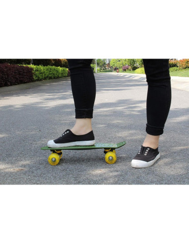 Skateboard Mini Cyboard Verde Militar 43 cm para Principiantes