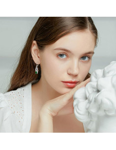 Pendientes de Plata 925 AOBOCO con Nudo Celta y Esmeralda 2