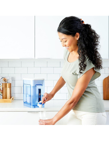 Dispensador de agua ZeroWater 22 tazas con medidor TDS
