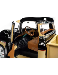 Répl. Chevrolet 3100 Stepside 1957 Auto World 1:18 Diecast 2