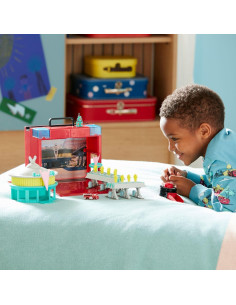 Juego de coches Disney Cars - Estuche con Lightning McQueen y pista 2