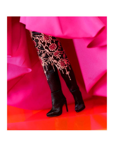 Muñeca Barbie Colección Rosa con Vestido Largo Fucsia HBX96