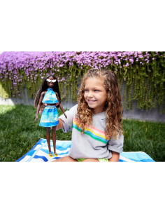Muñeca Barbie Ama El Océano Mattel con Vestido Tropical 2
