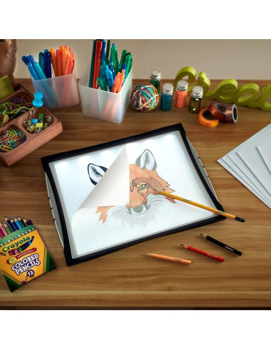 Tableta de Trazado Iluminada Crayola con Modo Noche