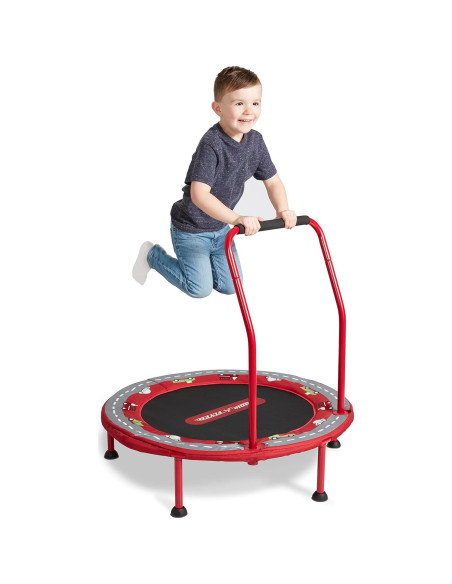 Trampolín 2-en-1 Radio Flyer para Niños con Alfombra