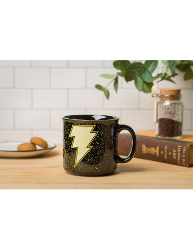 Taza Camper Cerámica Silver Buffalo Black Adam 600 ml