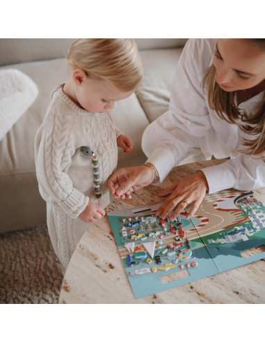 Set de Stickers Reutilizables Mushie Autos de Carreras 100+