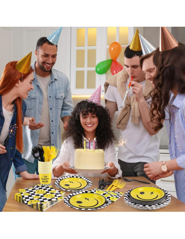 Juego de Vajilla 144 Piezas Kochorie Fiesta Carita Sonriente