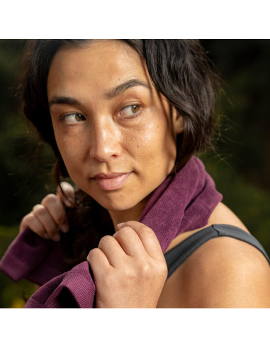 Toalla de Yoga Manduka eQua Hot Microfibra 40x67 cm Acai