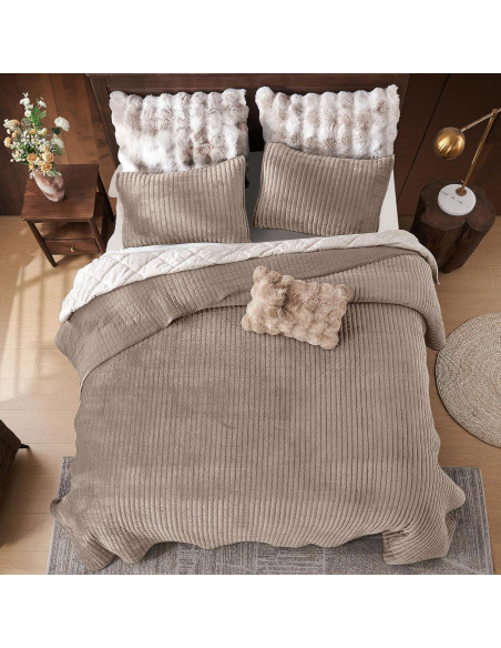 Colcha King SHALALA de Terciopelo Ligero Rayas Taupe