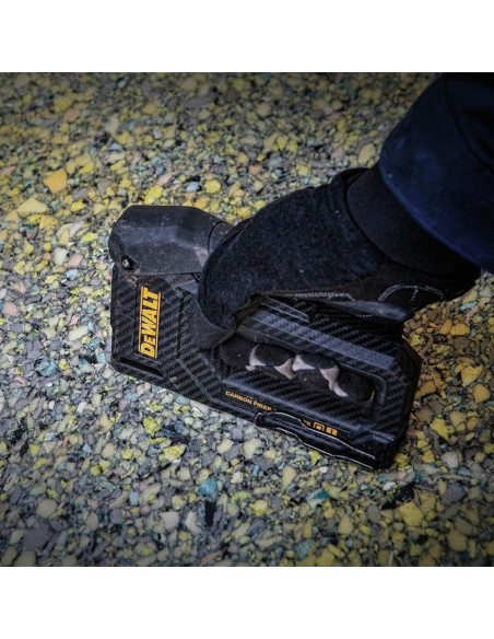 Grapadora DEWALT 2-en-1 Fibra de Carbono DWHT80276