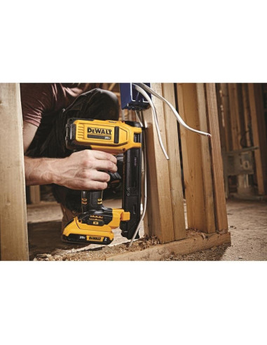 Grapadora Inalámbrica DEWALT 20V MAX DCN701D1 para Cables