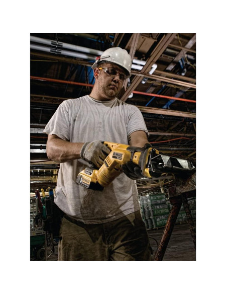 Sierra Recíproca Inalámbrica DEWALT 20V Compacta LED