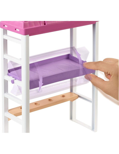 Muñeca Barbie con Cama Loft y Muebles Transformables