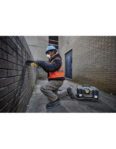 Amoladora Angular Inalámbrica DEWALT 60V MAX 4.5-6" con Freno