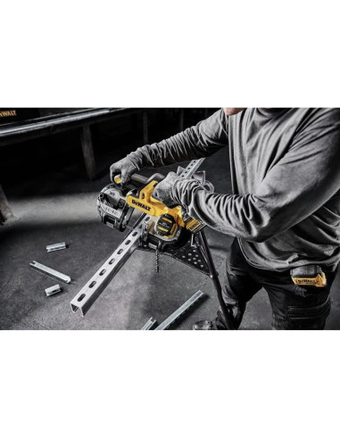 Sierra de cinta DEWALT 20V MAX XR sin cable 3-3/8" DCS378B