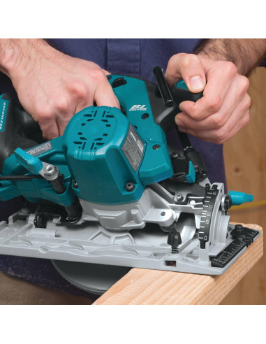 Sierra Circular Inalámbrica Makita XSH03Z 18V 6-1/2" Sin Escobillas