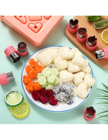 Juego de 9 Cortadores de Sándwich y Frutas Mimorou