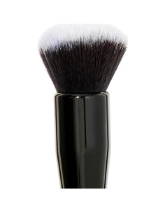 Pincel de Mezcla Definitivo e.l.f. para Base y Rubor 2