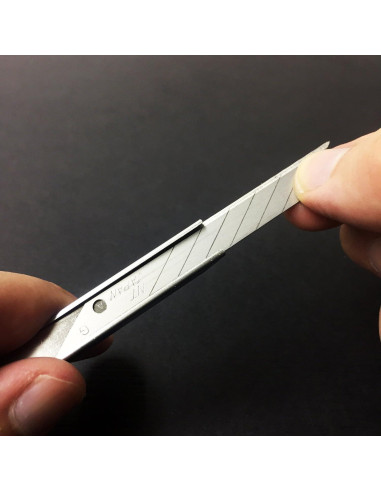 Cuchillo Utilitario NT Cutter A-553P 30 Grados Amarillo