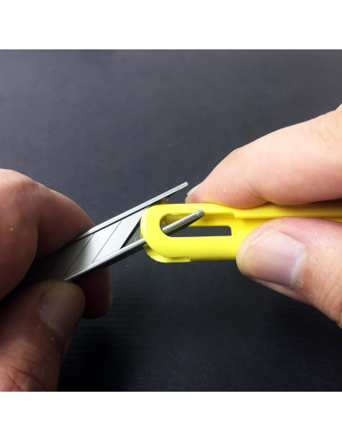 Cuchillo Utilitario NT Cutter A-553P 30 Grados Amarillo