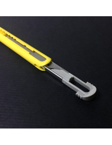 Cuchillo Utilitario NT Cutter A-553P 30 Grados Amarillo