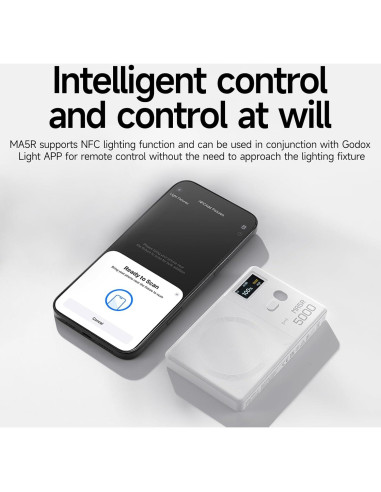 Luz de Selfie Godox MA5R Magnética RGB 14 Modos 1800K-10000K