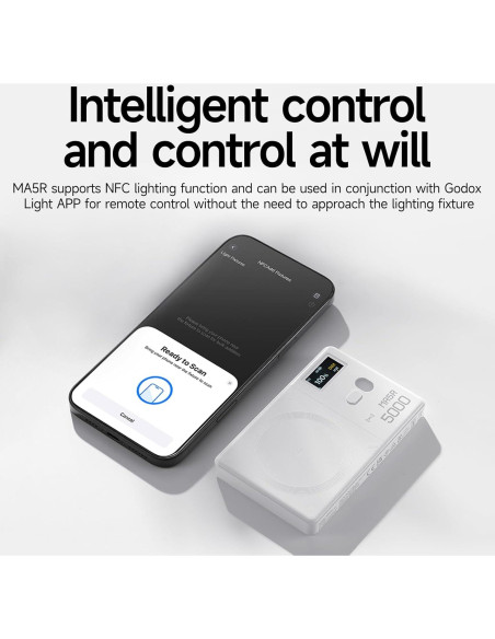 Luz de Selfie Godox MA5R Magnética RGB 14 Modos 1800K-10000K