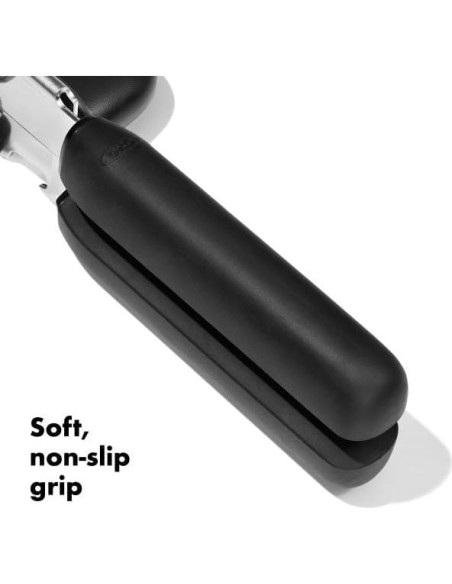 Abrelatas Manual OXO Good Grips con Mango Suave y Abridor de Botellas