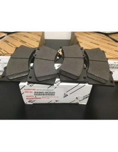 Juego de Pastillas y Discos de Freno Delanteros Toyota Tundra/Sequoia 2