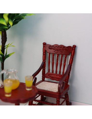 Mesa de extremo de madera Cutemini para casa de muñecas 1:12