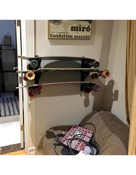 Soporte de Almacenamiento para Skateboard StoreYourBoard Trifecta